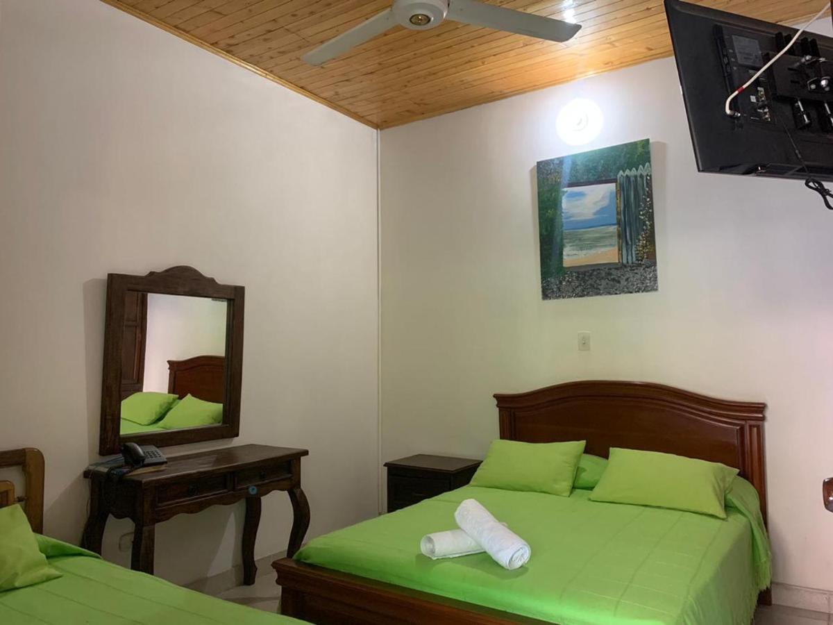 Hotel Las Nieves Girón Exteriör bild